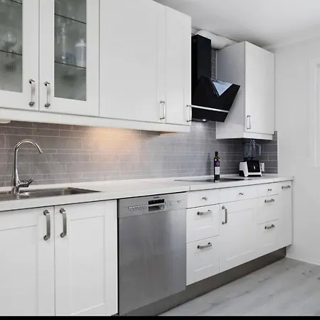 Spacious 3br Peaceful Neighborhood