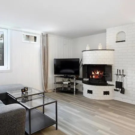 Spacious 3br Peaceful Neighborhood Vendégház