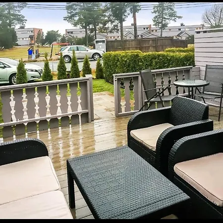 Spacious 3br Peaceful Neighborhood Vendégház *