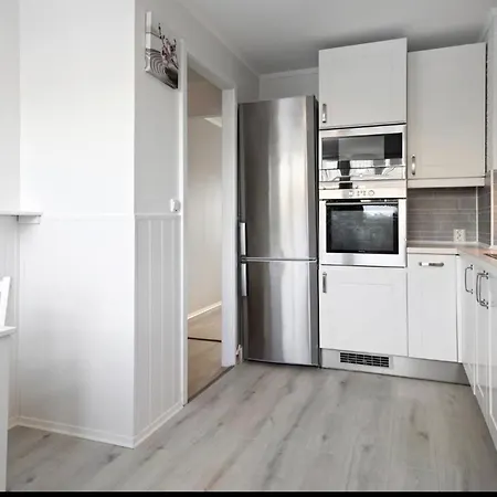 Spacious 3br Peaceful Neighborhood *